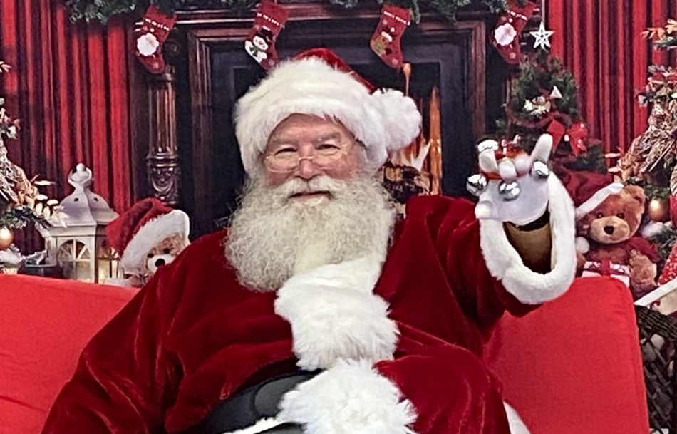 Book your Santa Early in order to reserve him for your Christmas event in Toronto, Hamilton, Kitchener, Brampton Ontario