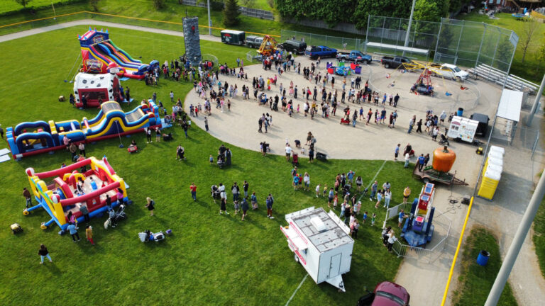 Kids Party Rentals and Bounce Houses Ontario | Kiddies Fun Trak